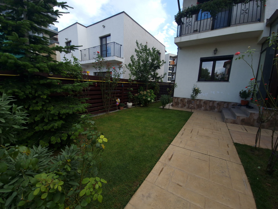 Mamia Nord Vila moderna  4 camere gradina si foisor