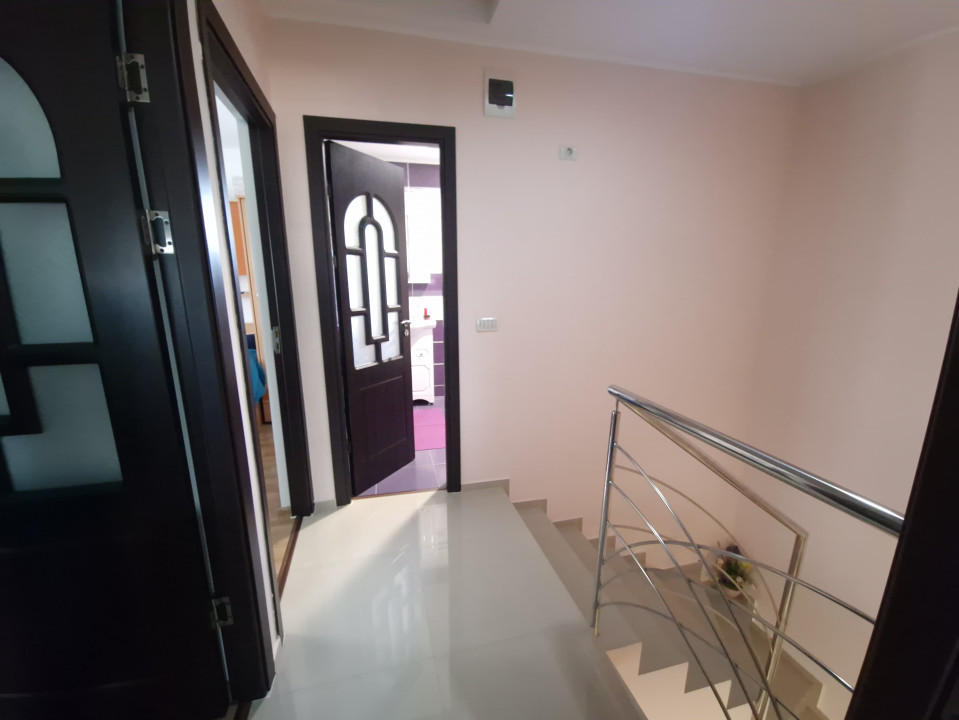 Mamia Nord Vila moderna  4 camere gradina si foisor