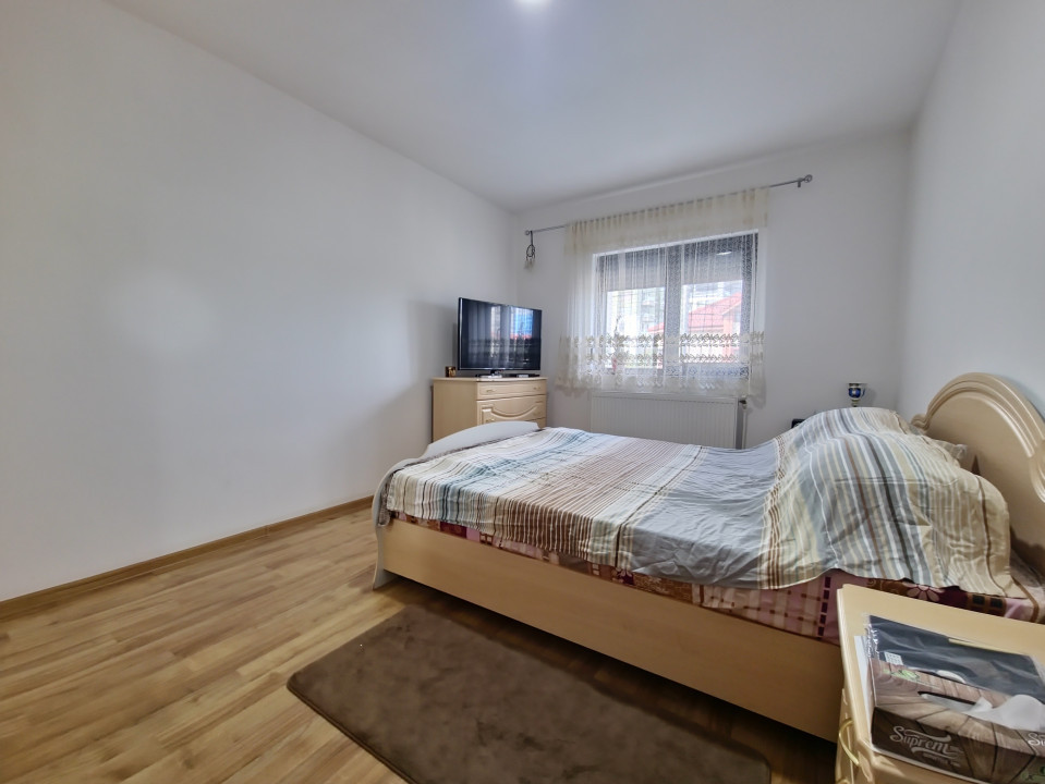 Mamia Nord Vila moderna  4 camere gradina si foisor