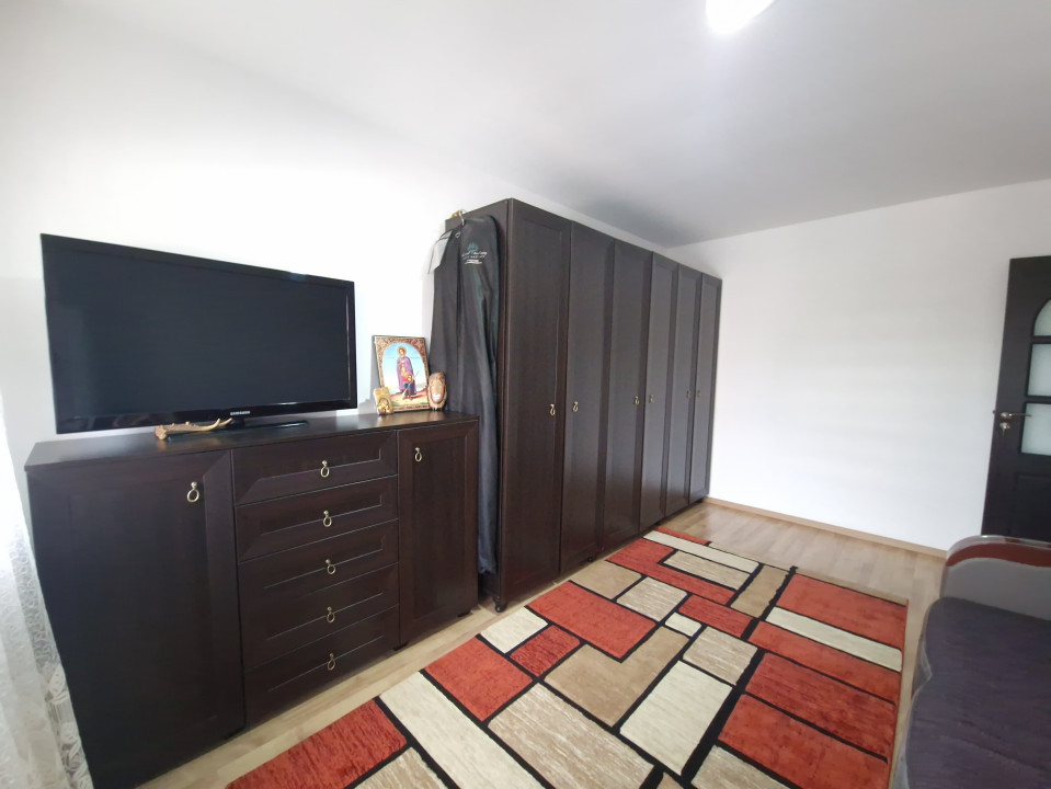 Mamia Nord Vila moderna  4 camere gradina si foisor