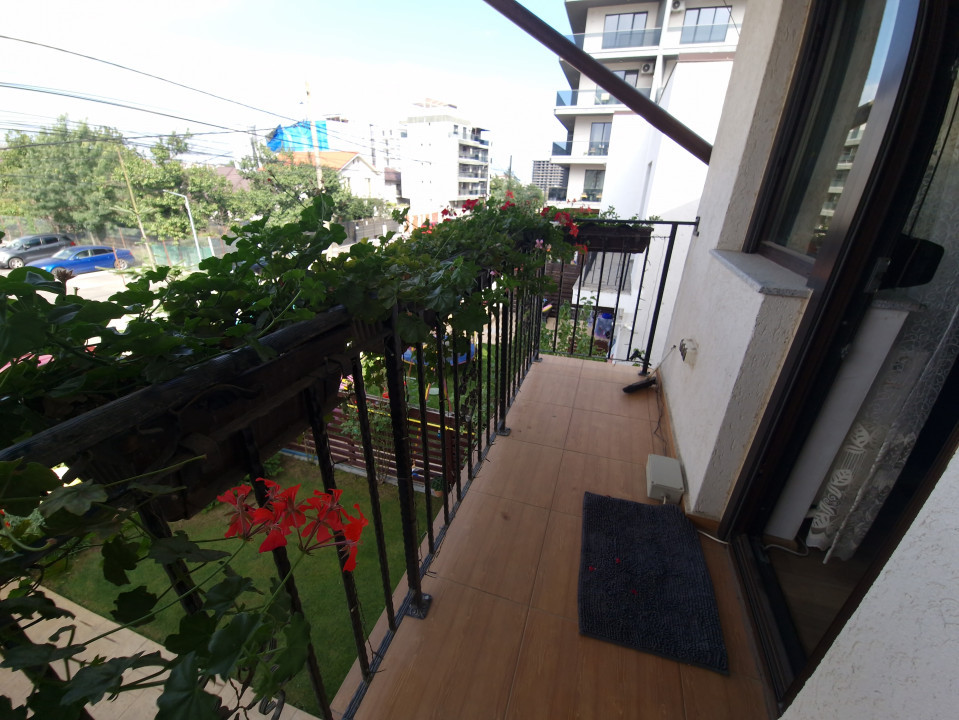 Mamia Nord Vila moderna  4 camere gradina si foisor