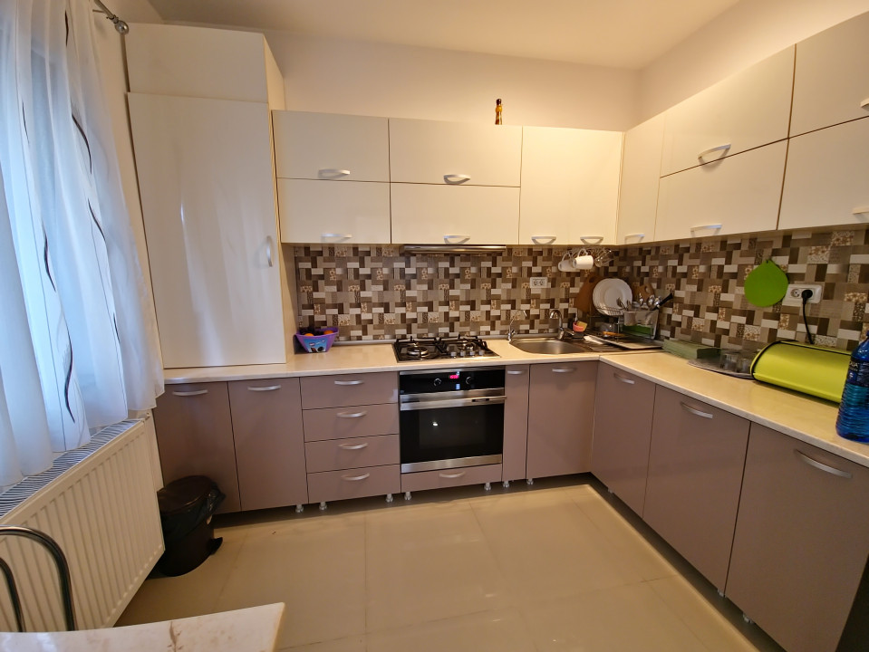 Mamia Nord Vila moderna  4 camere gradina si foisor