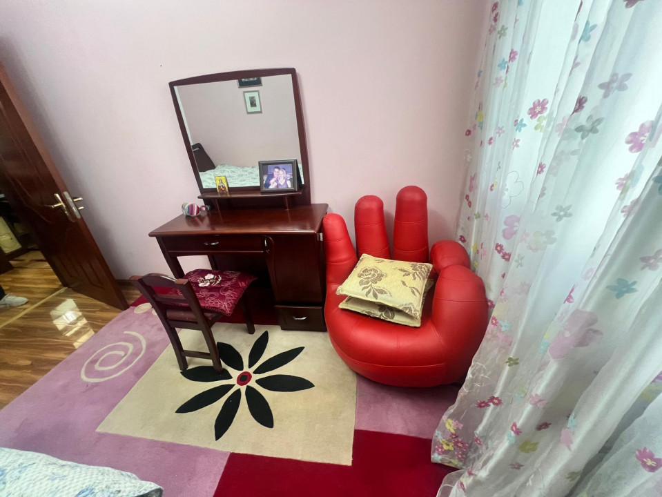 Tomis Nord zona restaurant Rustic apartament 4 camere semidecomandat termen lung