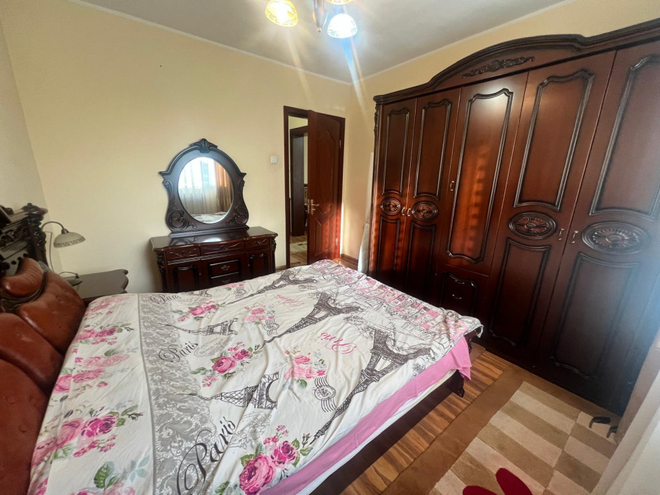 Tomis Nord zona restaurant Rustic apartament 4 camere semidecomandat termen lung