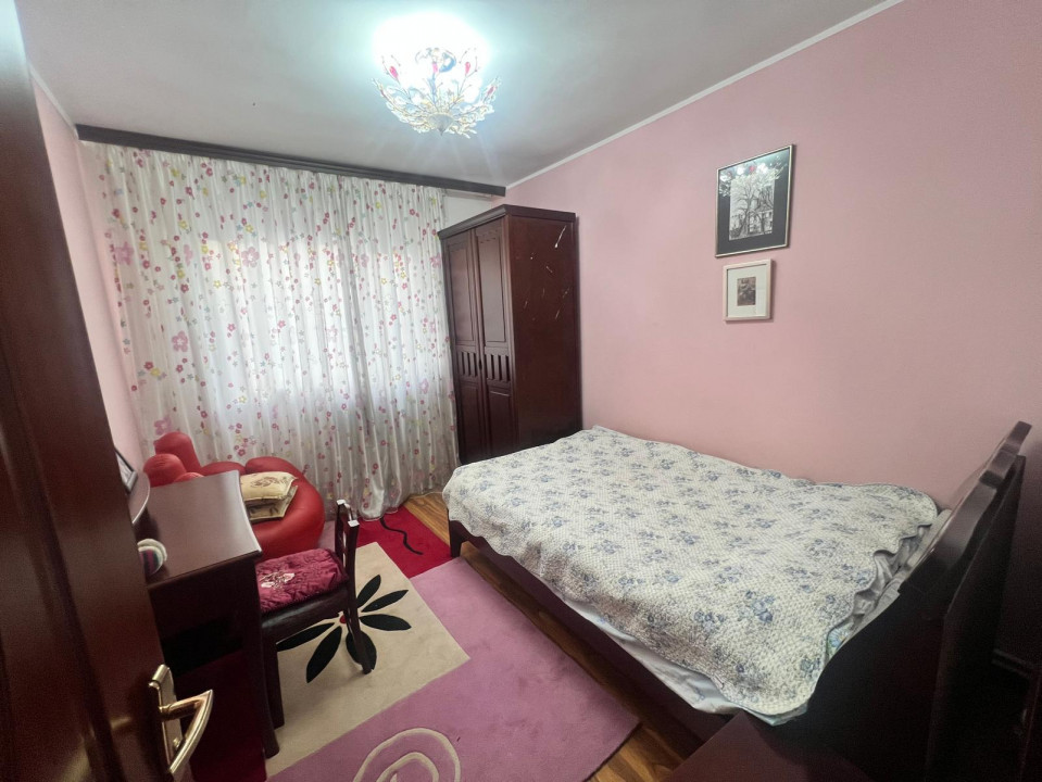 Tomis Nord zona restaurant Rustic apartament 4 camere semidecomandat termen lung