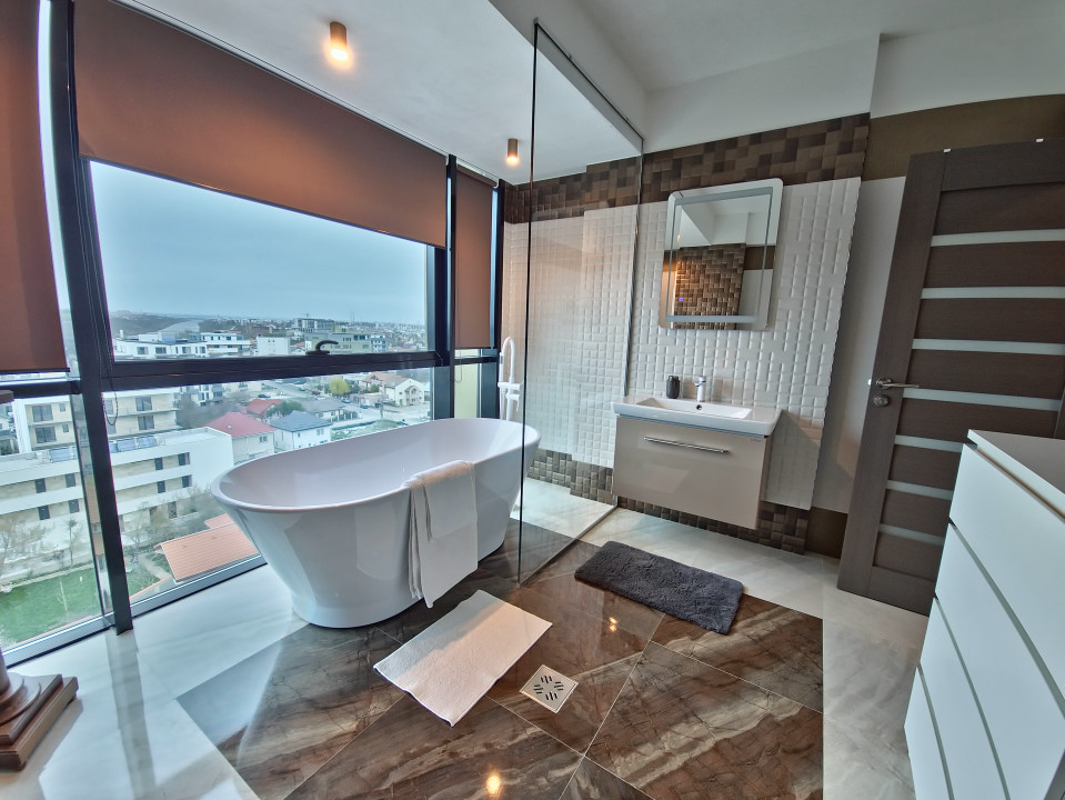 Mamaia Nord Penthouse 3 camere terasa 64 mp vedere panoramica lac si mare