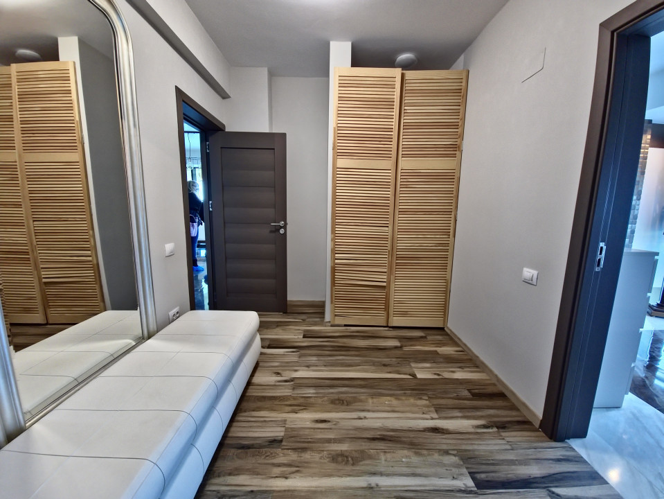 Mamaia Nord Penthouse 3 camere terasa 64 mp vedere panoramica lac si mare