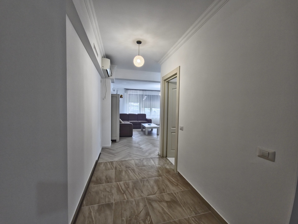 Mamaia Central 3 camere spatios Termen lung