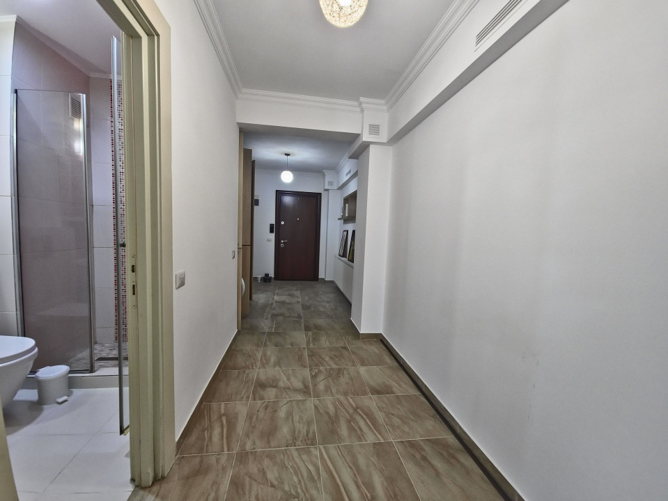 Mamaia Central 3 camere spatios Termen lung