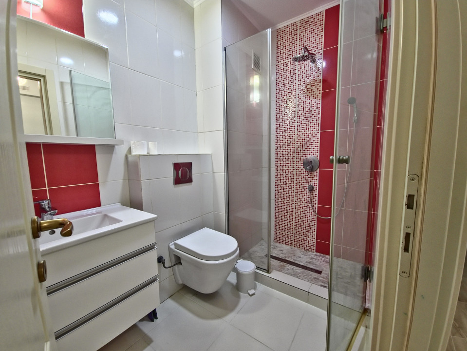 Mamaia Central 3 camere spatios Termen lung