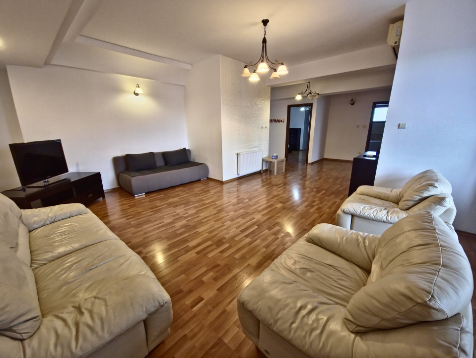 Trocadero Bloc Nou 3 Camere Termen Lung