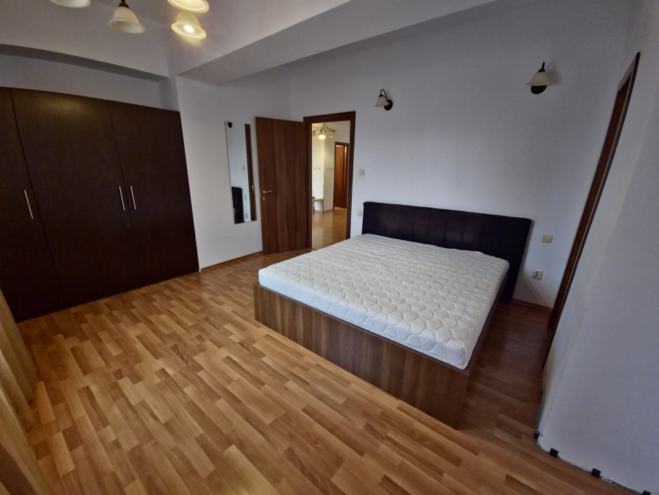 Trocadero Bloc Nou 3 Camere Termen Lung