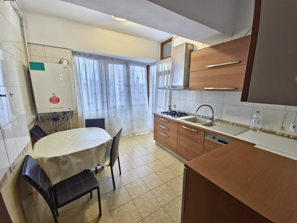 Trocadero Bloc Nou 3 Camere Termen Lung