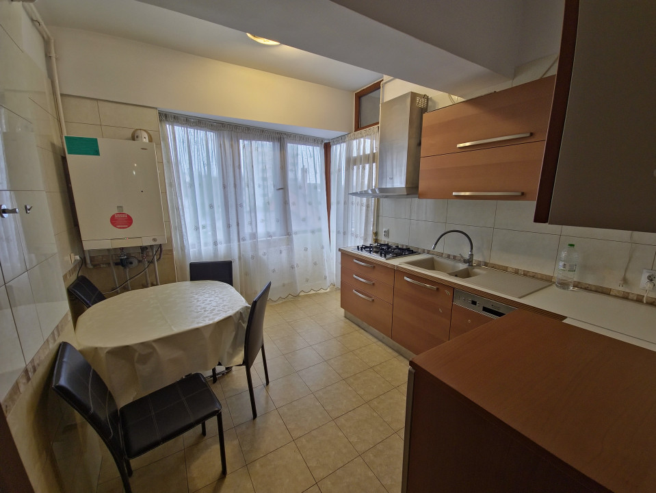 Trocadero Bloc Nou 3 Camere Termen Lung