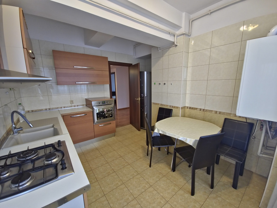 Trocadero Bloc Nou 3 Camere Termen Lung