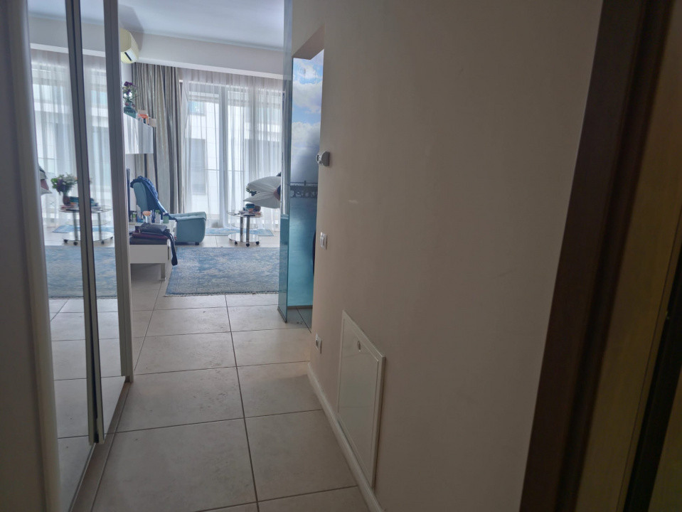 Mamaia central garsoniera decomandata, mobilata utilata vedere spre mare