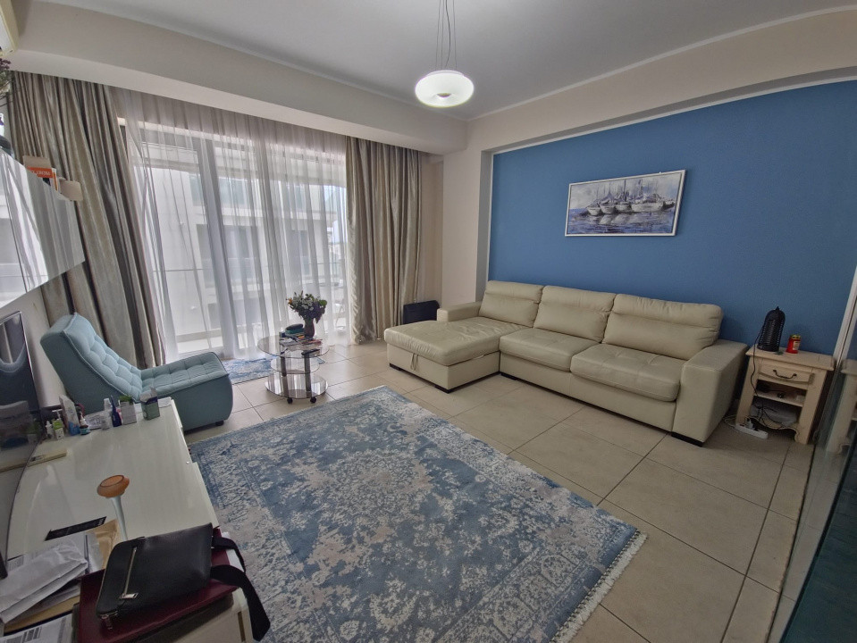 Mamaia central garsoniera decomandata, mobilata utilata vedere spre mare