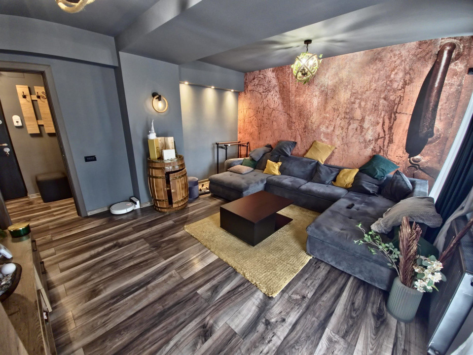Compozitorilor apartament  2 camere primitoare,decomandat, cu loc de parcare