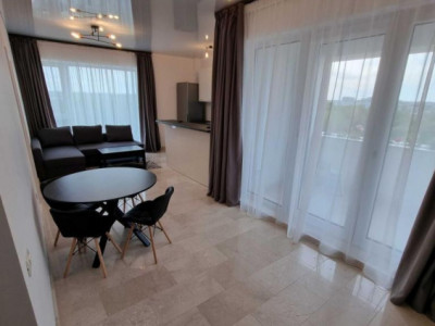 Campus apartament 3 camere decomandat termen lung, nou