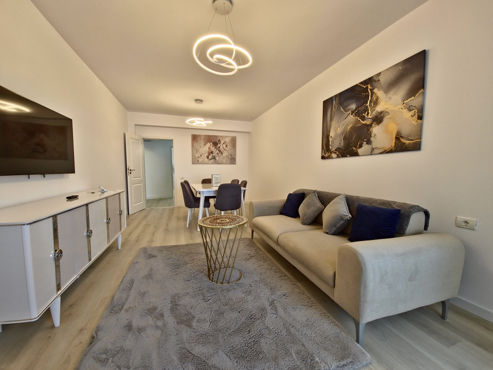 FALEZA NORD 4 CAMERE VEDERE LA MARE TERMEN LUNG MOBILAT UTILAT LUX 