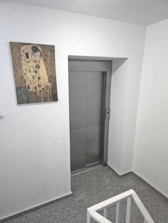 FALEZA NORD 4 CAMERE VEDERE LA MARE TERMEN LUNG MOBILAT UTILAT LUX 