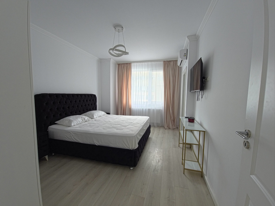 FALEZA NORD 4 CAMERE VEDERE LA MARE TERMEN LUNG MOBILAT UTILAT LUX 