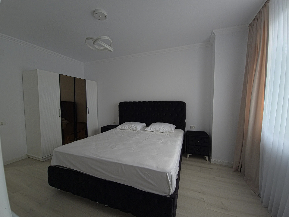 FALEZA NORD 4 CAMERE VEDERE LA MARE TERMEN LUNG MOBILAT UTILAT LUX 