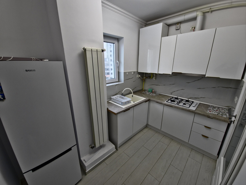 FALEZA NORD 4 CAMERE VEDERE LA MARE TERMEN LUNG MOBILAT UTILAT LUX 