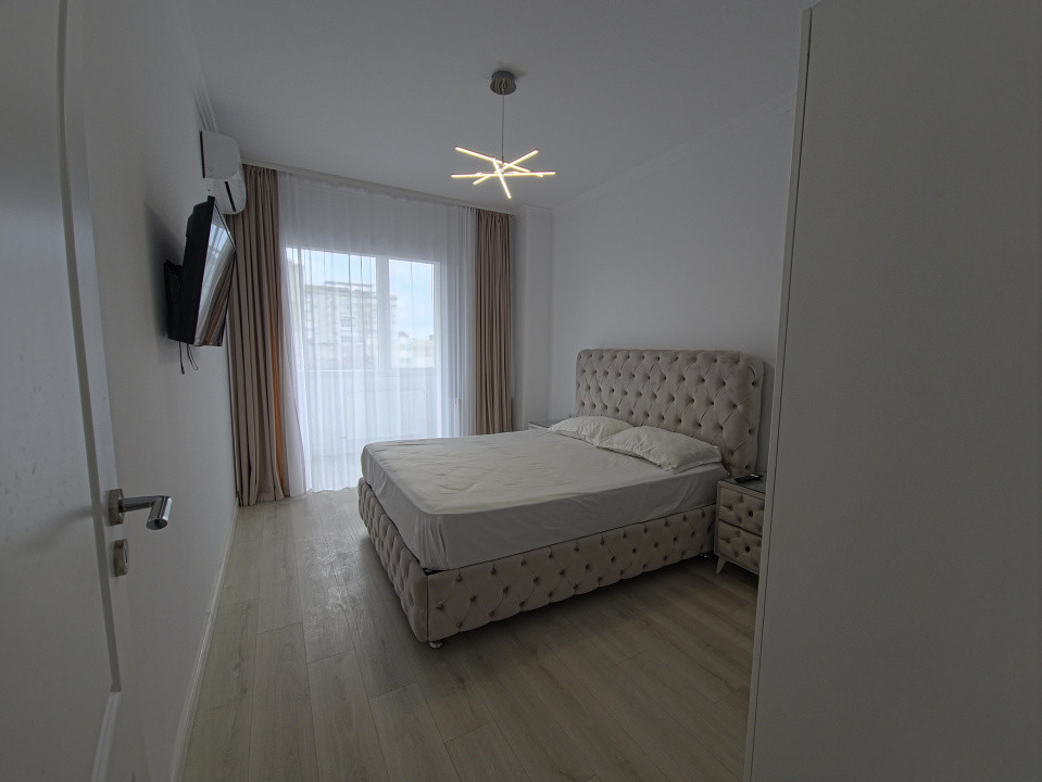 FALEZA NORD 4 CAMERE VEDERE LA MARE TERMEN LUNG MOBILAT UTILAT LUX 