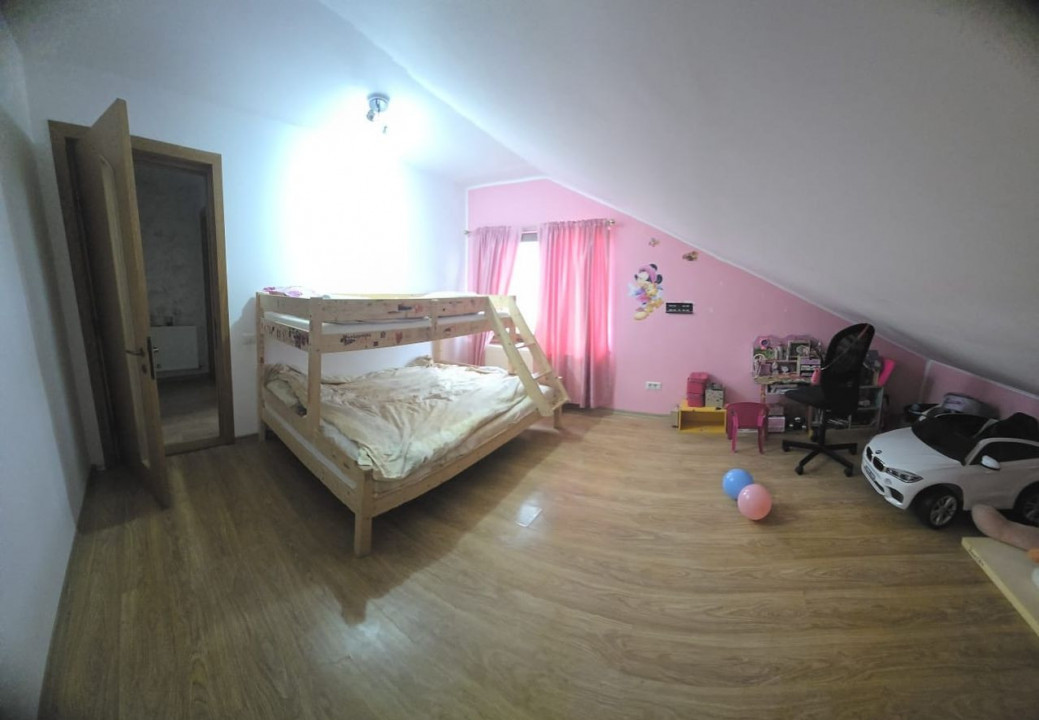 Mamaia Nord casa cocheta, se accepta si schimb auto