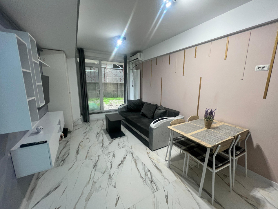 Mamaia Nord Studio 2 camere renovat, 50 m de mare