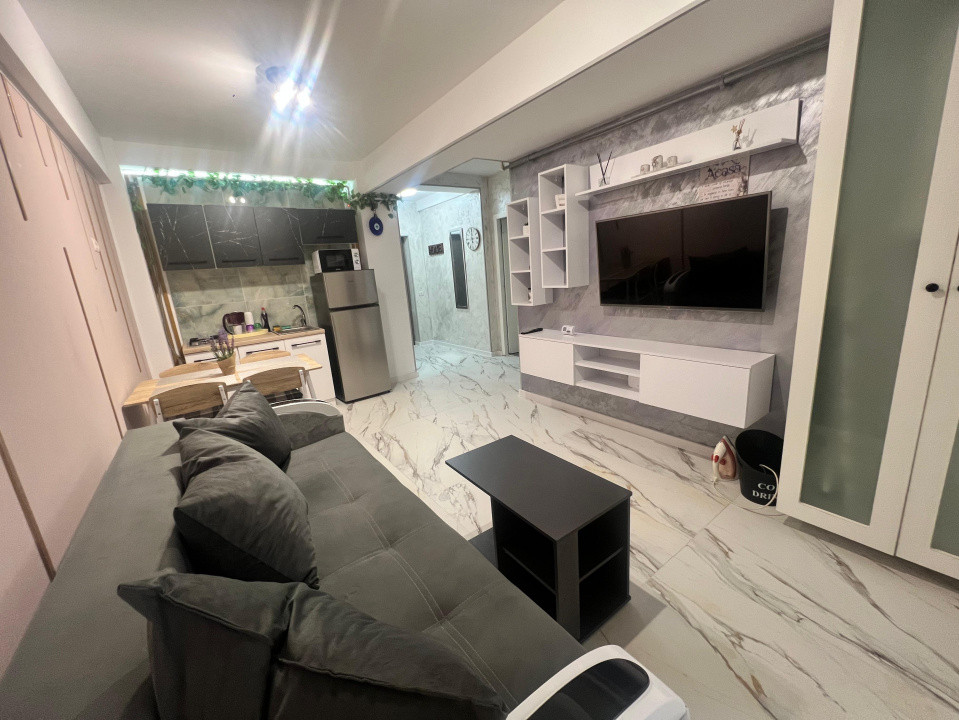 Mamaia Nord Studio 2 camere renovat, 50 m de mare