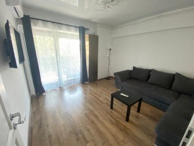Mamaia Central apartament 2 camere bloc nou