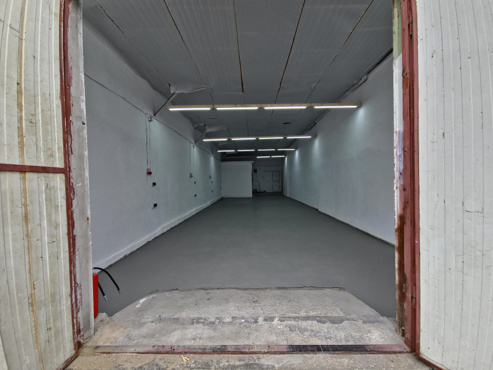 Hala 145 mp si spatiu de birouri Interioară 3 nr 1 2 intrări renovată