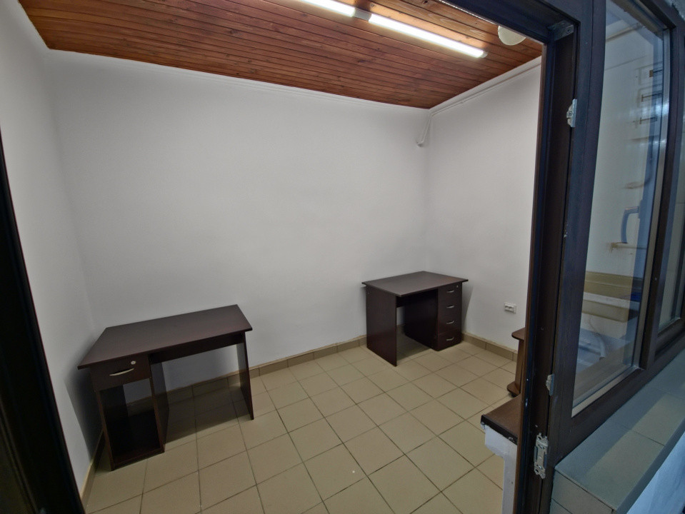 Hala 145 mp si spatiu de birouri Interioară 3 nr 1 2 intrări renovată